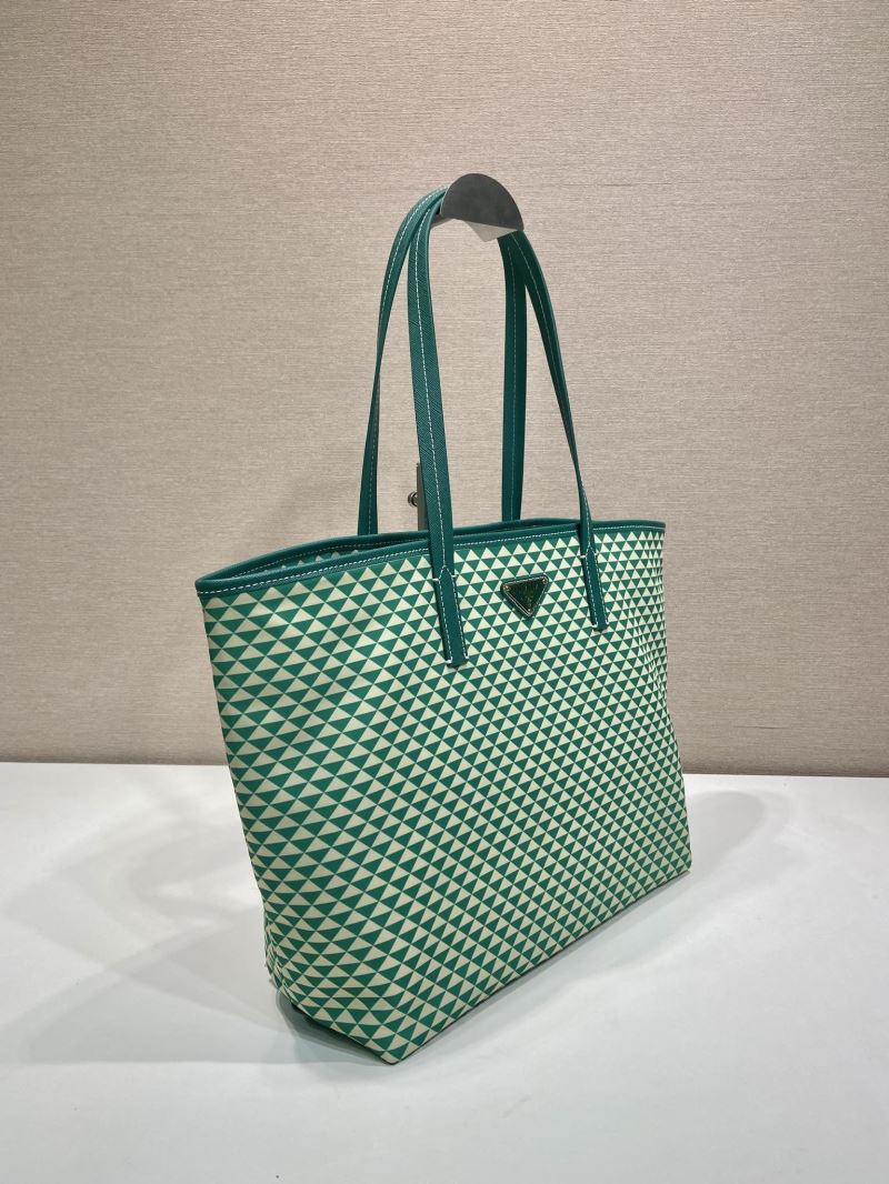 Pra*a tote bags